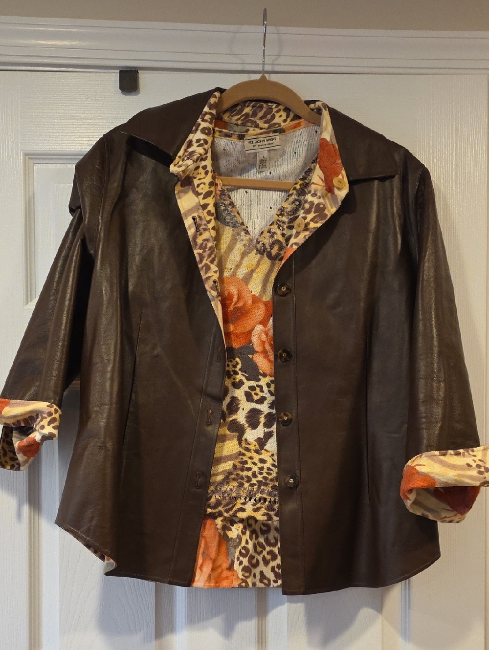 St John's Sport: Top & Matching Leather Reversible Jacket, Large